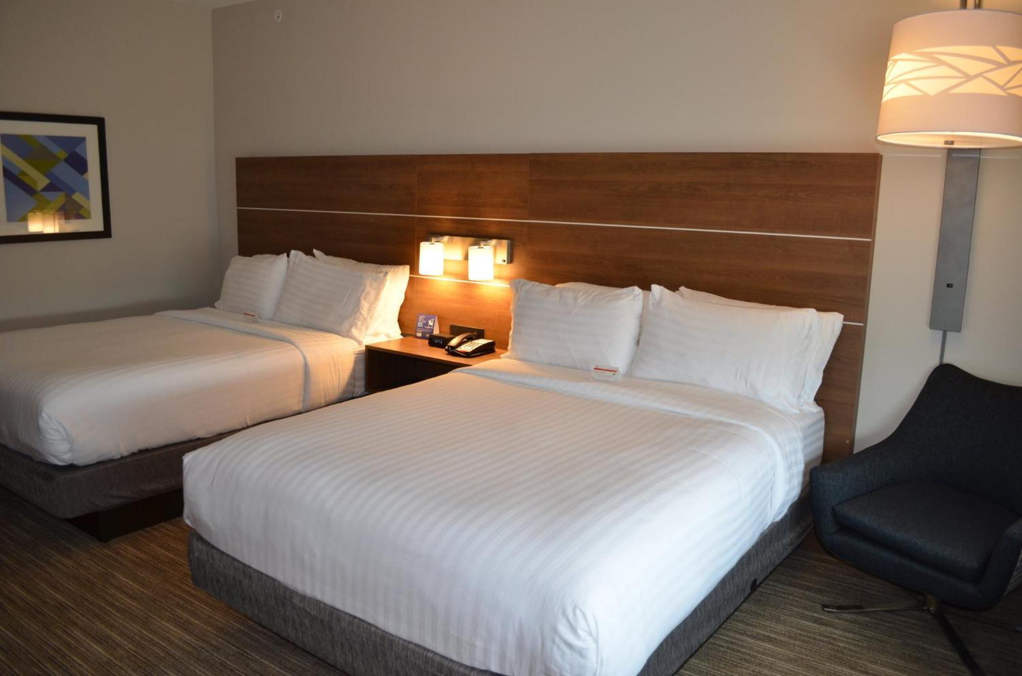 Holiday Inn Express & Suites - Charlotte Ne - University Area By Ihg Extérieur photo