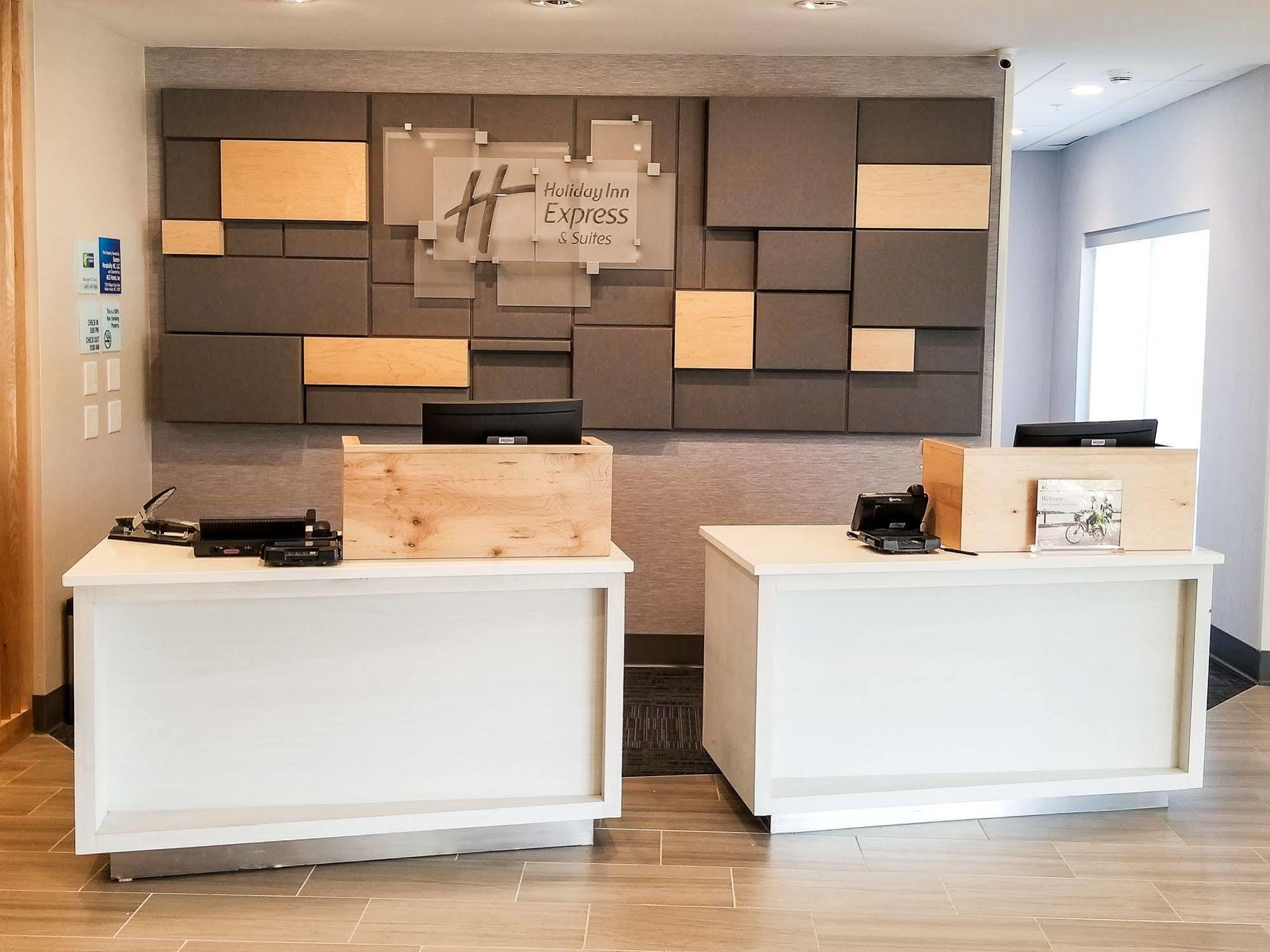 Holiday Inn Express & Suites - Charlotte Ne - University Area By Ihg Extérieur photo