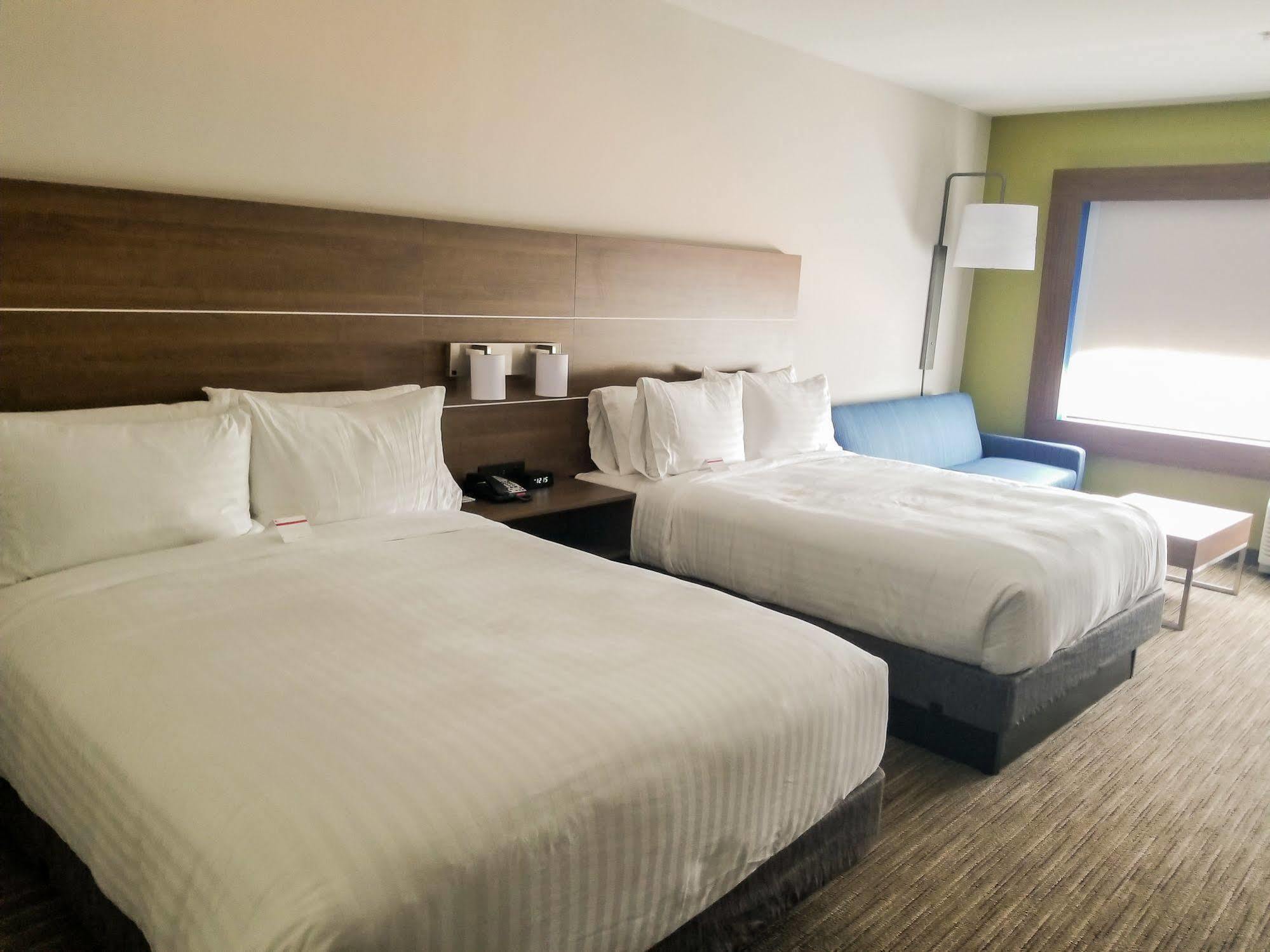 Holiday Inn Express & Suites - Charlotte Ne - University Area By Ihg Extérieur photo