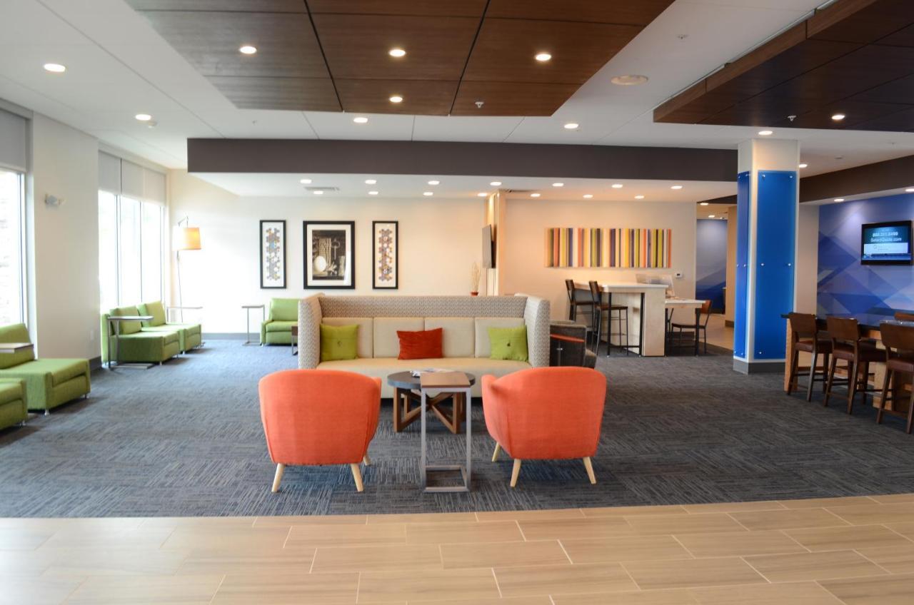 Holiday Inn Express & Suites - Charlotte Ne - University Area By Ihg Extérieur photo