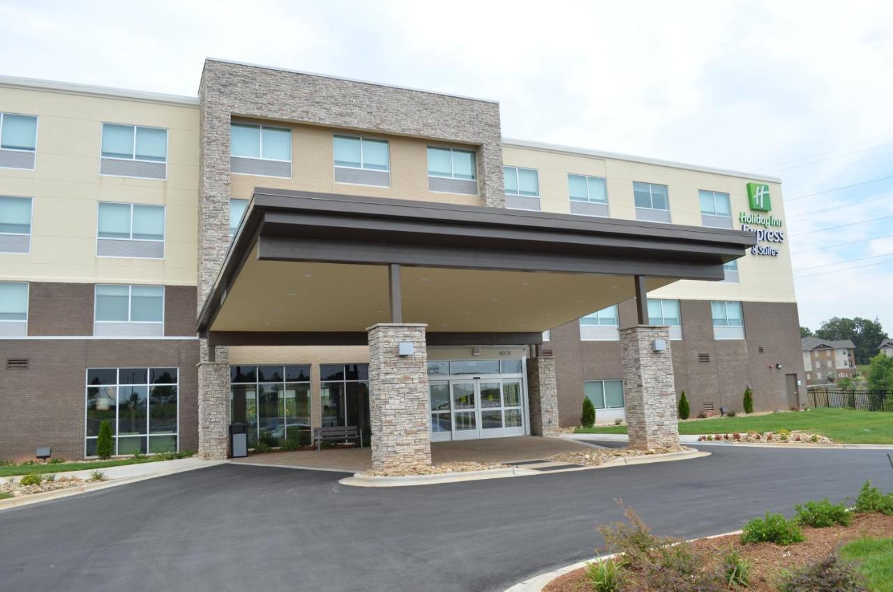Holiday Inn Express & Suites - Charlotte Ne - University Area By Ihg Extérieur photo