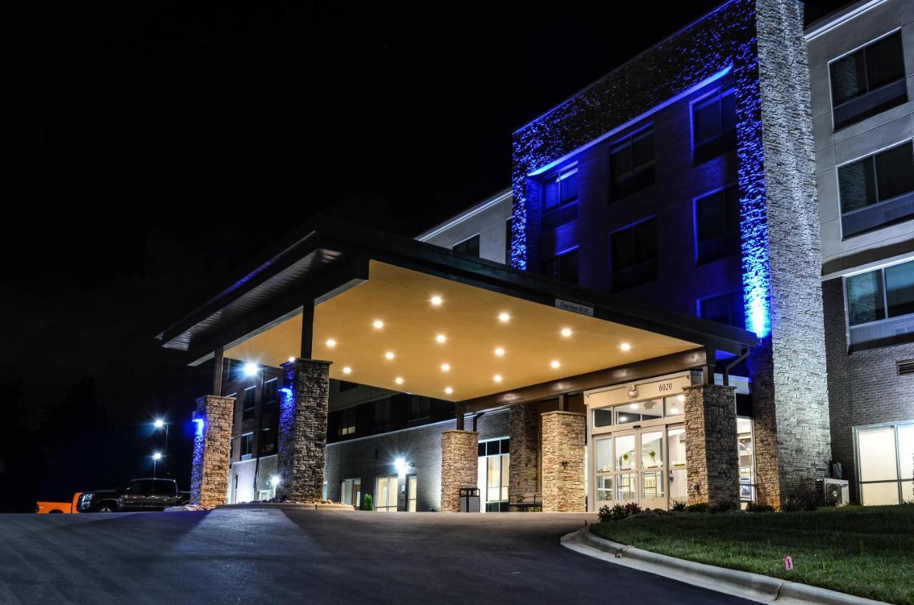 Holiday Inn Express & Suites - Charlotte Ne - University Area By Ihg Extérieur photo