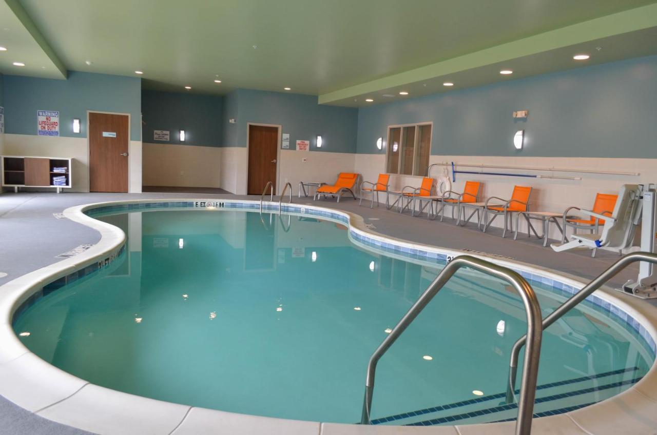 Holiday Inn Express & Suites - Charlotte Ne - University Area By Ihg Extérieur photo