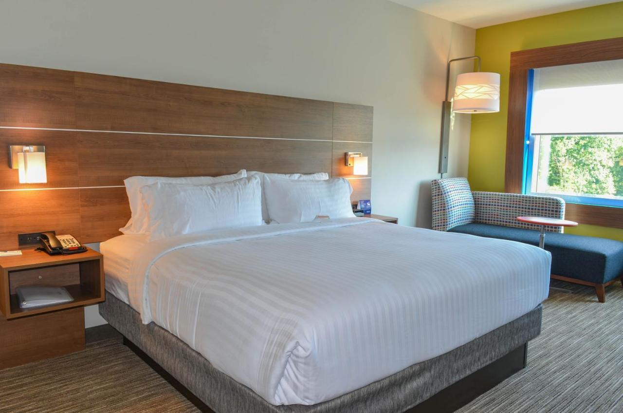 Holiday Inn Express & Suites - Charlotte Ne - University Area By Ihg Extérieur photo